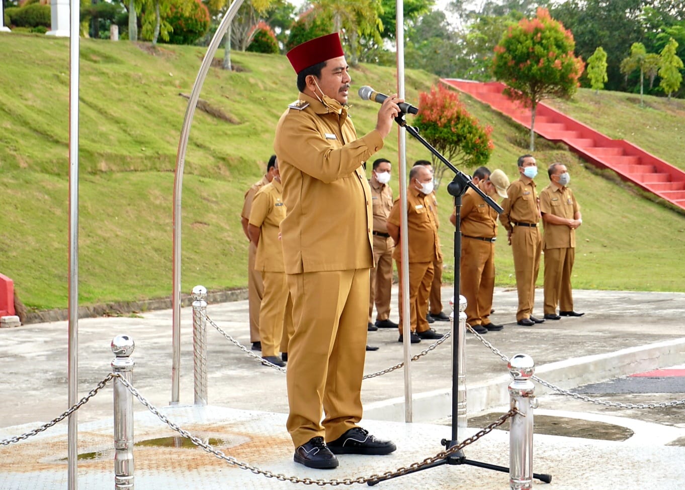 You are currently viewing Wakil Bupati Pelalawan : Kembali Disiplinkan Seluruh Aparatur