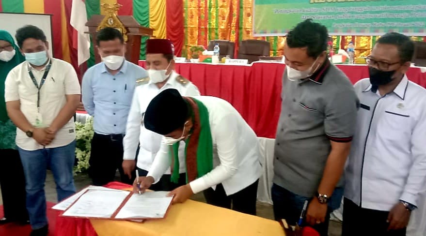 You are currently viewing Musrenbang Hari Ke Tiga, Bupati Pelalawan dan Wakil Bupati Pelalawan Hadir Di Tiga Kecamatan