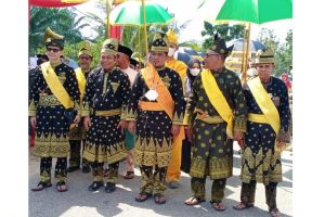 Read more about the article Menyambut Bulan Suci Ramadhan, Bupati H. Zukri Hadiri Festival Ranah Tanjung Bunga