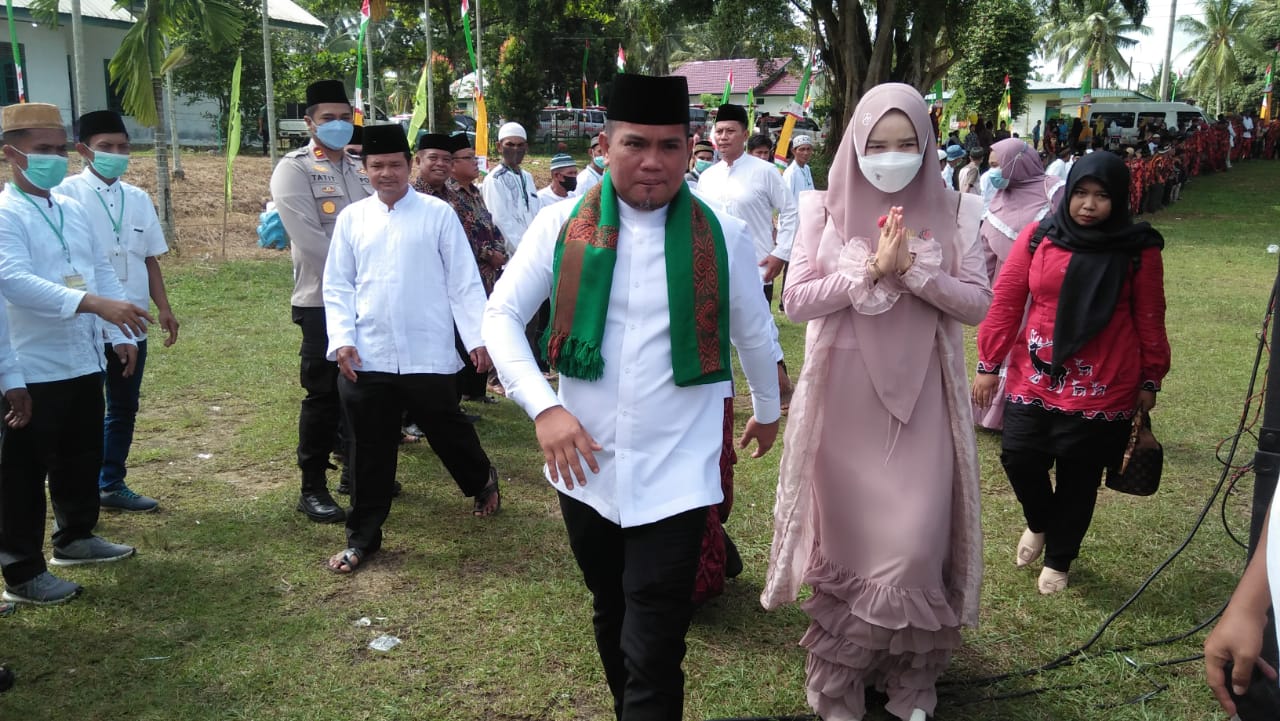 You are currently viewing H. Zukri : Negeri Ini Tidak Cukup Dibangun Oleh Seorang Bupati Saja, Negeri Ini Membutuhkan Kita Semua