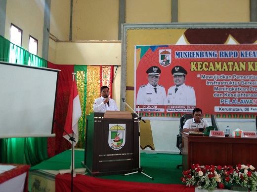 You are currently viewing Wakil Bupati Pelalawan Hadiri Musrenbang RKPD dan Pelantikan UPZ