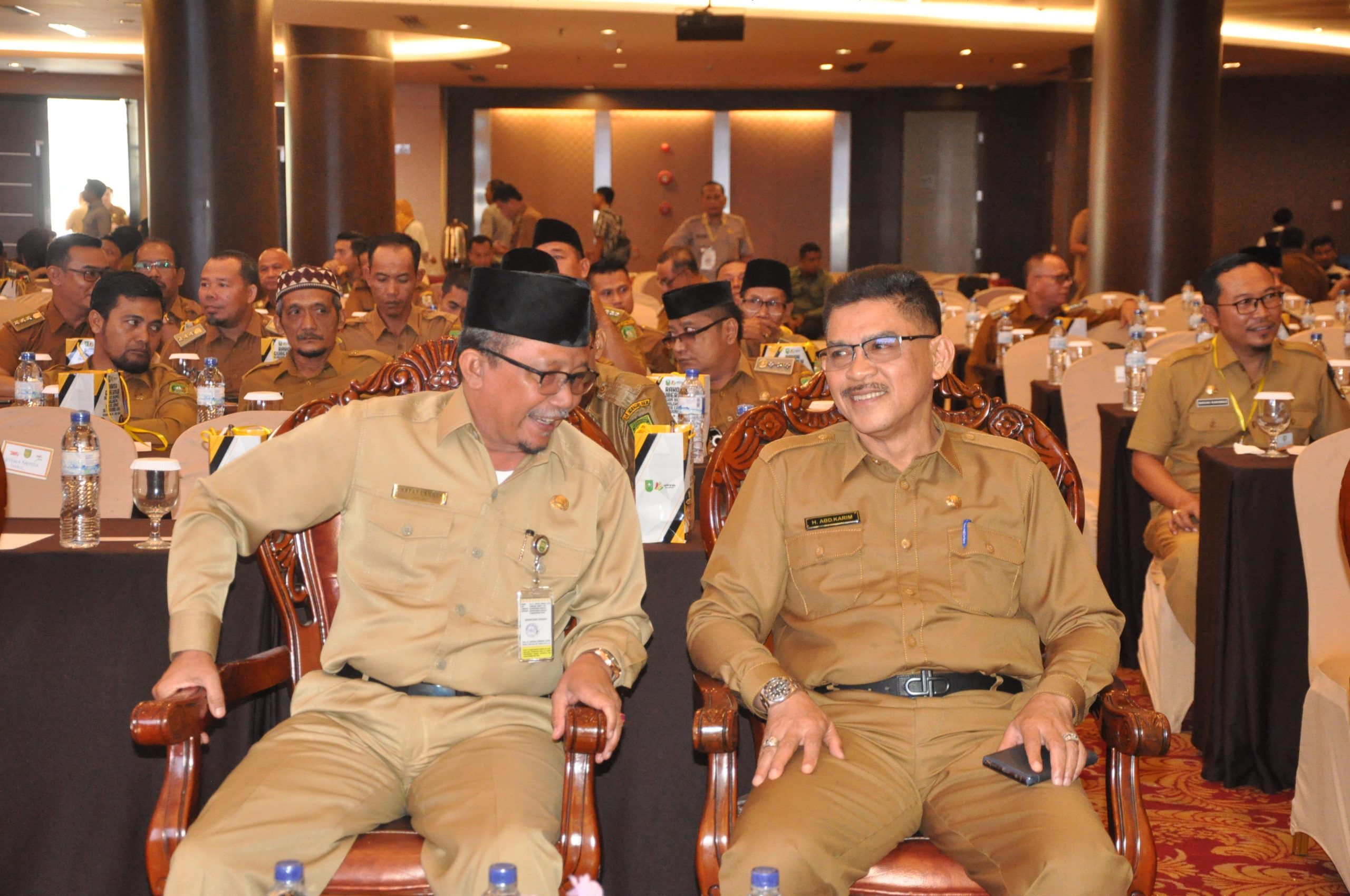 You are currently viewing Bupati Pelalawan Mengikuti Rakor Bupati/Walikota dan Camat se-Provinsi Riau