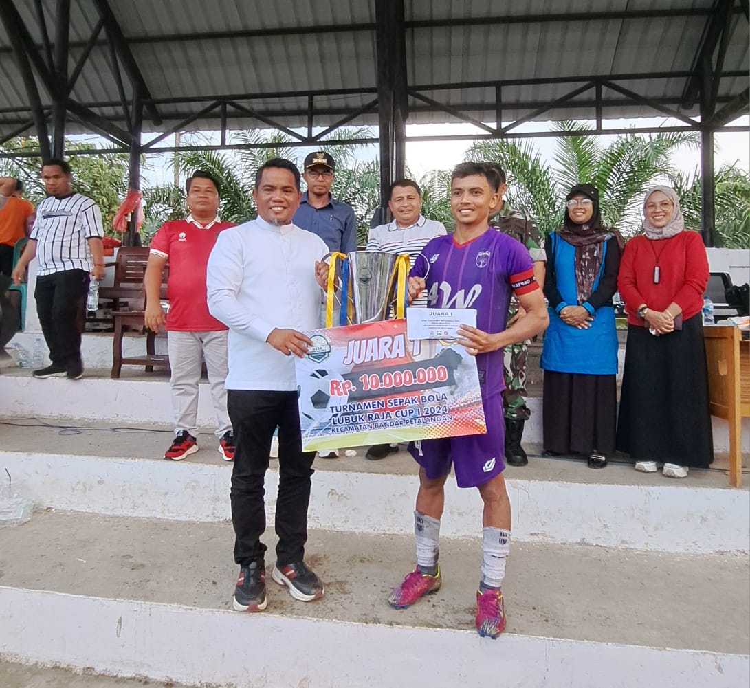 You are currently viewing Tutup Turnamen Sepak Bola Lubuk Raja Cup 1, Ini Kata Bupati Zukri