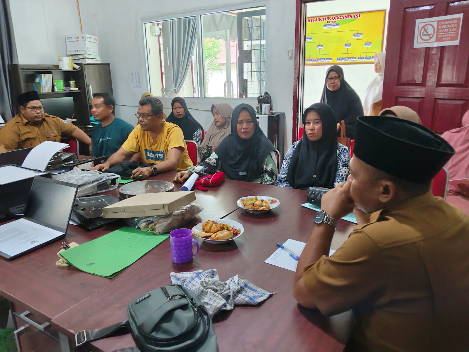 You are currently viewing Ketua TP-PKK Kecamatan Bandar Petalangan Lakukan Monitoring Ke Desa Lubuk Terap