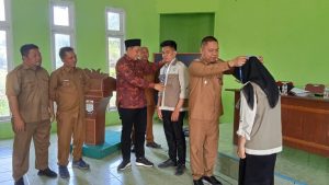 Read more about the article Camat Teluk Meranti Sambut Kedatangan Mahasiswa KKN UIN Suska Riau Tahun 2024