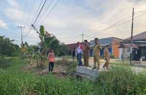 Read more about the article Tim Satgas Penanganan Banjir Tinjau Lokasi Pembangunan Drainase