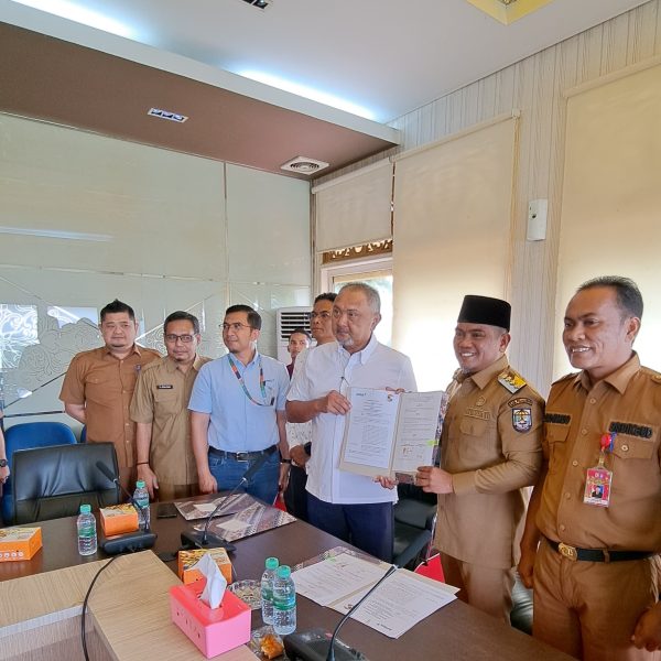 Tandatangani MoU Dibidang Pendidikan Bersama RAPP, Bupati Zukri Harapkan Komitmen Bersama Yang Berkelanjutan