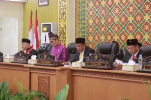 Read more about the article Pjs. Bupati Hadiri Rapat Paripurna Pengucapan Sumpah/Janji Ketua DPRD Kabupaten Pelalawan Masa Jabatan Tahun 2024-2029