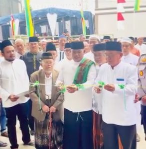 Read more about the article Resmikan Masjid Baitur Ridho, Bupati Zukri Ajak Masyarakat Untuk Makmurkan Masjid