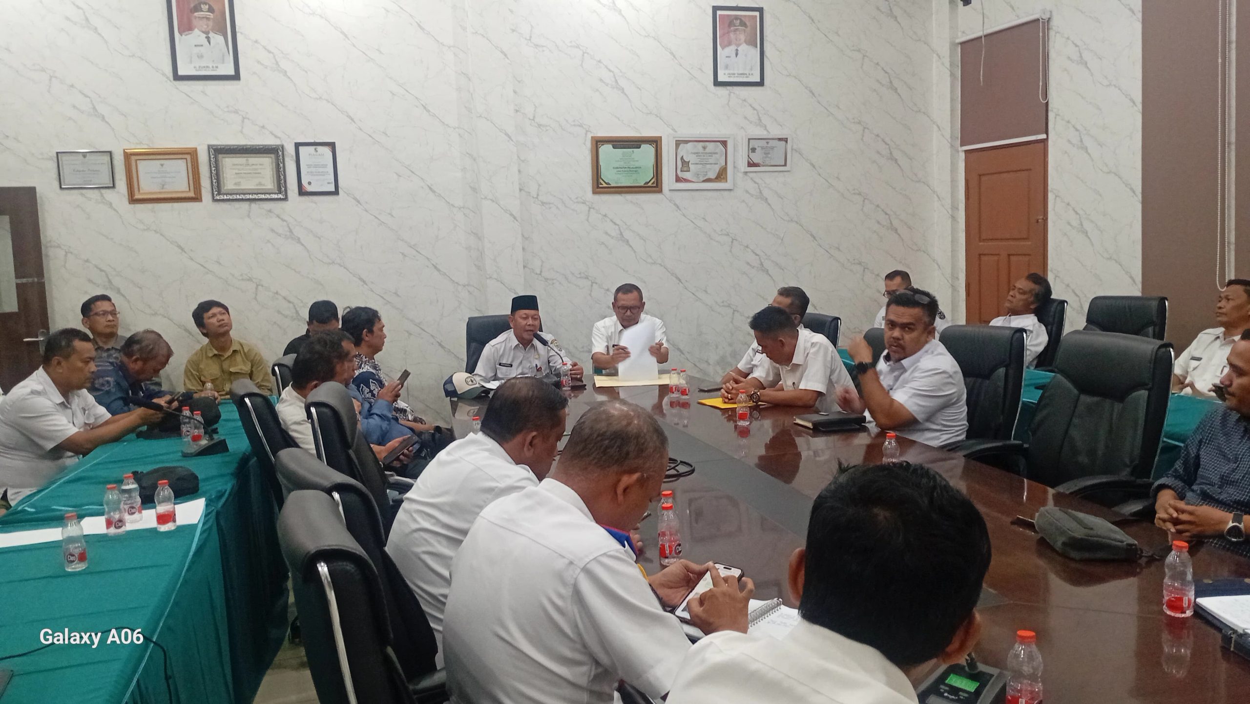 You are currently viewing Pemkab Pelalawan Gelar Rapat Tindak Lanjut Peningkatan Jalan Lintas Bono, Asisten II Tekankan Komitmen Bersama