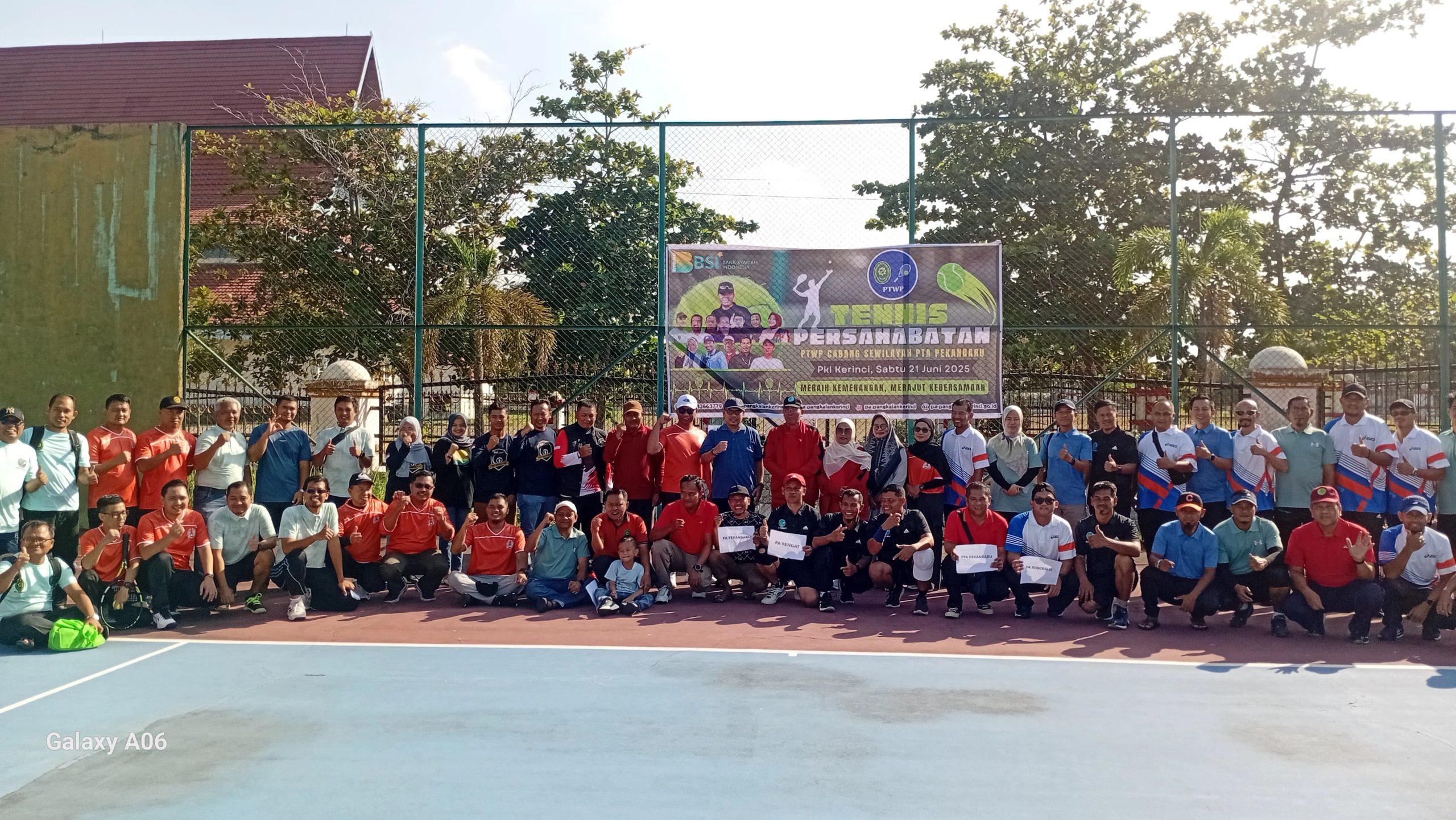 You are currently viewing Pj. Sekda Pelalawan Sambut Peserta Friendship Cup Tennis Tournament Pengadilan Agama se-Riau