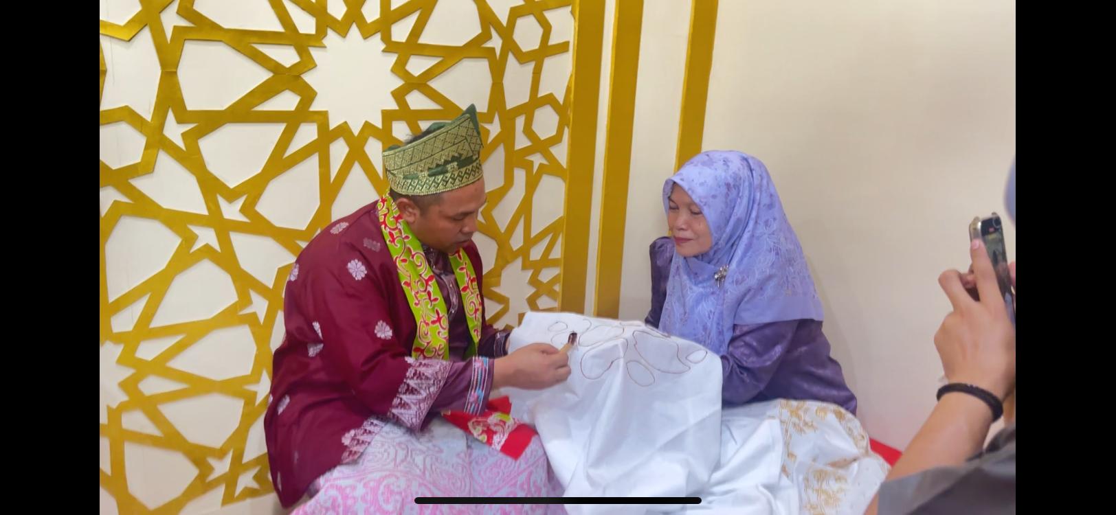 You are currently viewing Gubernur Riau Kunjungi Stand Kabupaten Pelalawan di MTQ ke-43 Tingkat Provinsi Riau