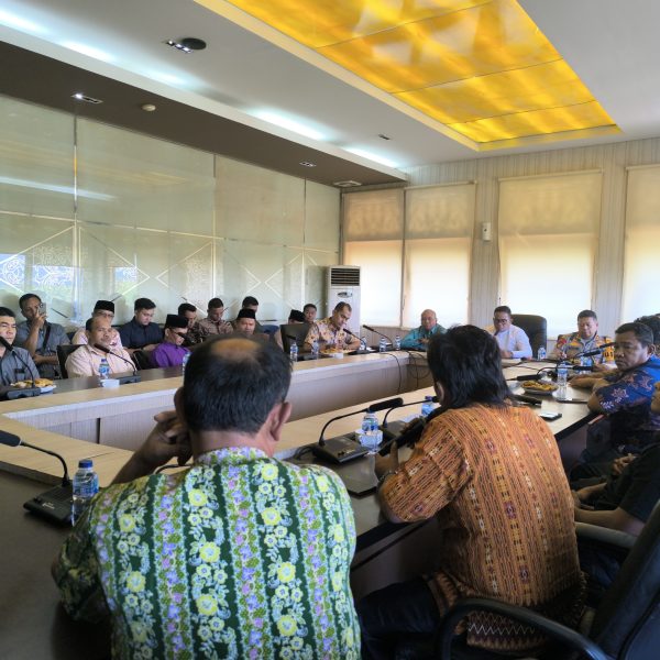 Bupati Pelalawan Terima Audiensi Warga Desa Kesuma, TBS Dari Bukit Kesuma Dipastikan Tetap Diterima
