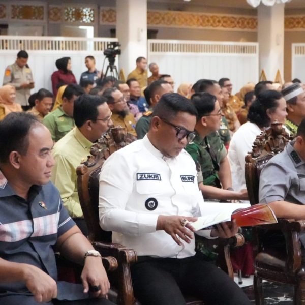 Bupati Pelalawan H. Zukri Paparkan Potensi Pertanian Pulau Mendol di Hadapan Menteri Pertanian RI