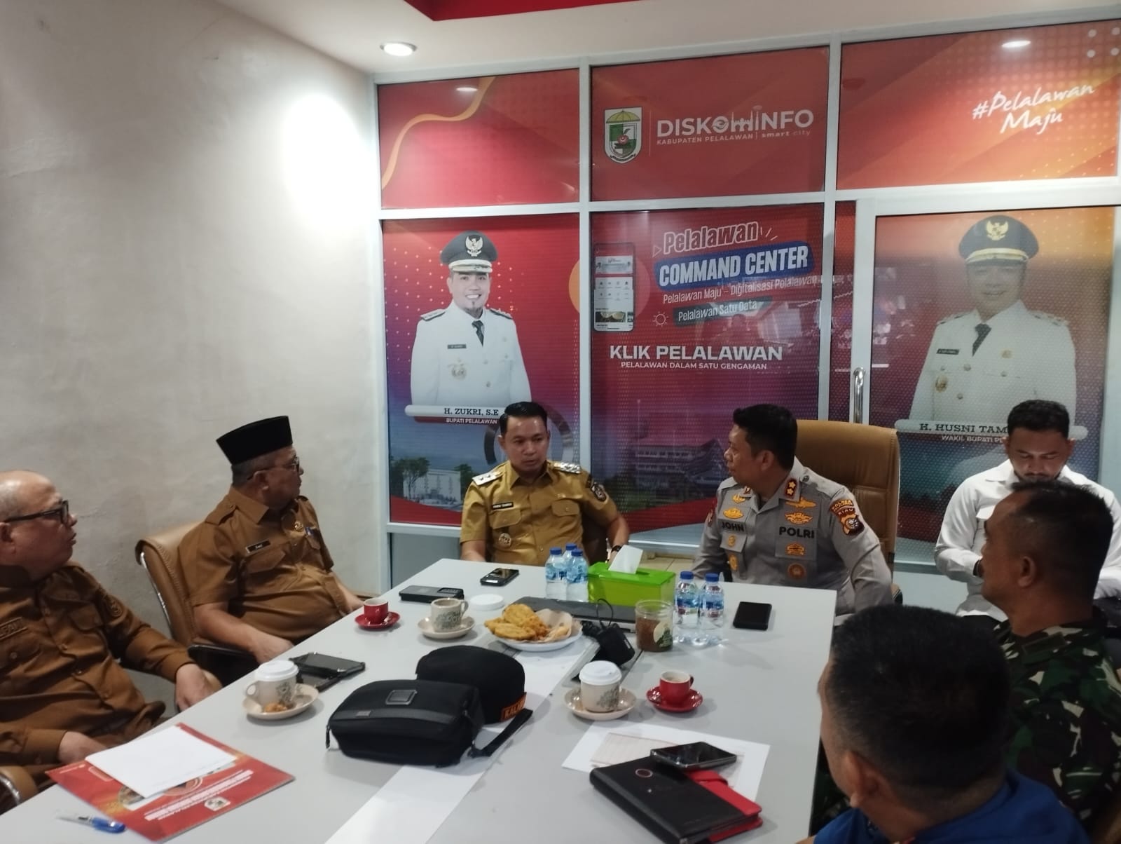 You are currently viewing Wakil Bupati Pelalawan Ikuti Rapat Monitoring Penanganan Karhutla Nasional
