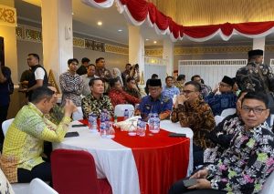 Read more about the article Wakil Bupati Pelalawan Hadiri Acara Kenal Pamit Kapolda Riau