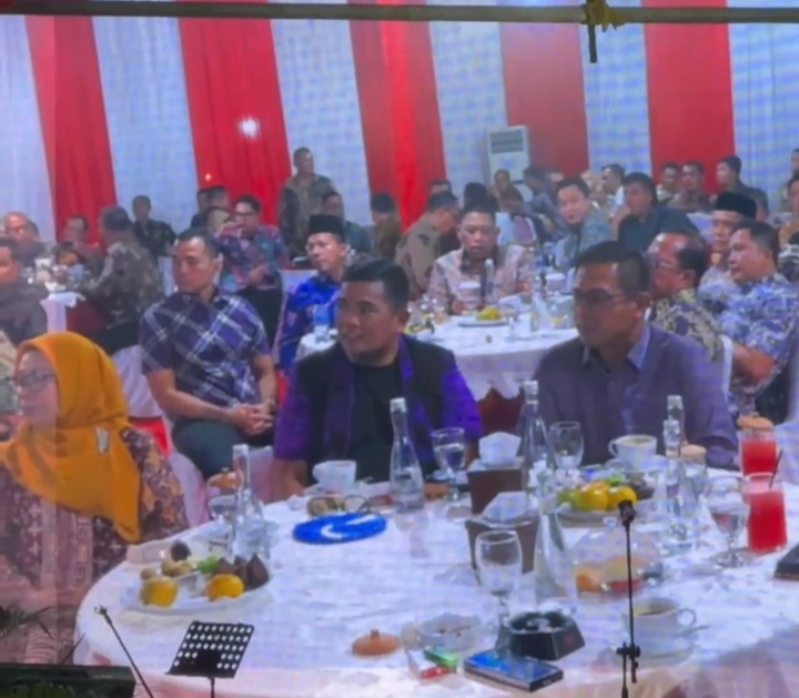 You are currently viewing Bupati pelalawan menghadiri Acara Lepas Sambut Komandan KODIM 0313/KPR