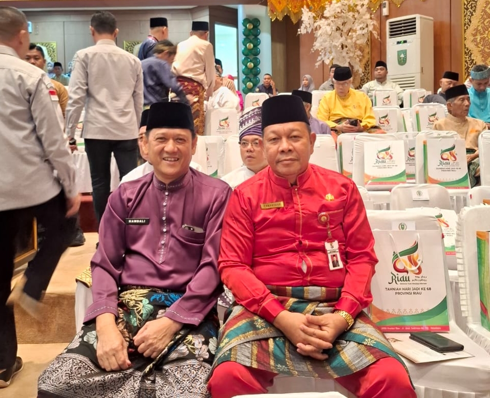 You are currently viewing Asisten II Setda Pelalawan Hadiri Rapat Paripurna HUT ke-68 Provinsi Riau