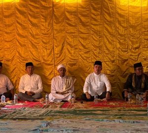 Read more about the article Wakil Bupati Pelalawan Resmi Buka Suluk Khalwat Thariqat Naqsabandiyah di Desa Rantau Baru