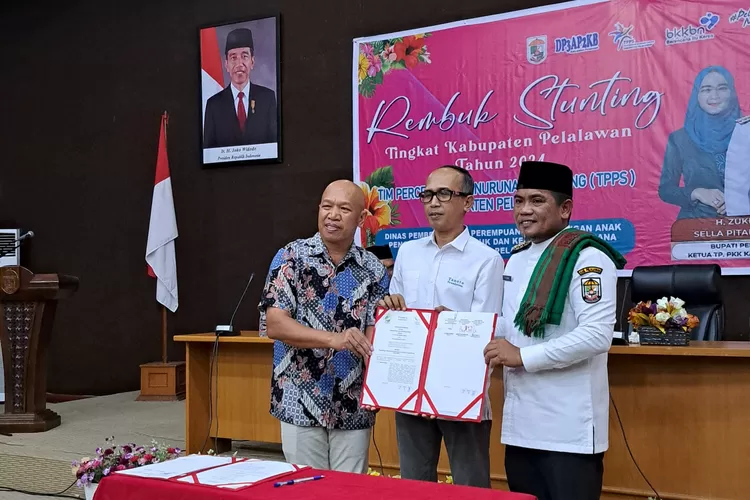 You are currently viewing Buka Rembuk Stunting Kabupaten Pelalawan Tahun 2024, Bupati Zukri minta fokus dahulu terhadap anak-anak suspek stunting