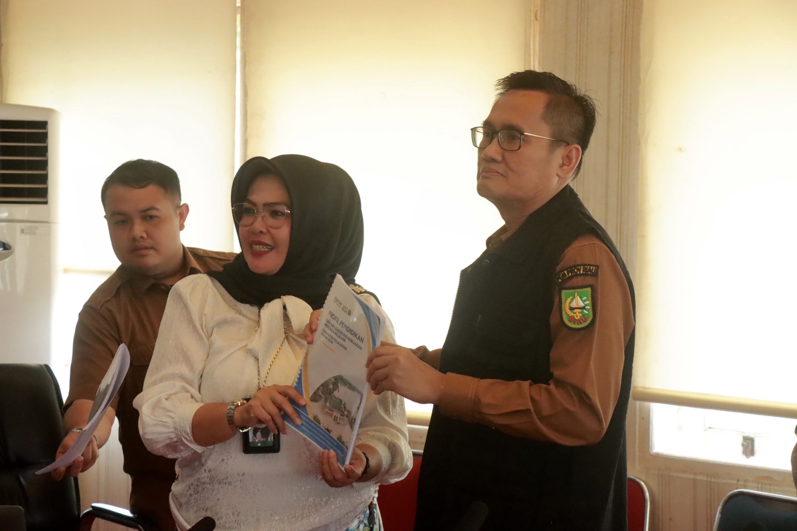You are currently viewing BPMP Provinsi Riau Lakukan Audiensi Penyampaian Rapor Pendidikan Dan Program Prioritas Kemendikbudristek Kabupaten Pelalawan Tahun 2024