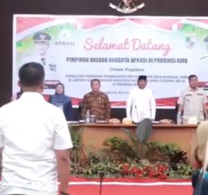 Read more about the article Hadir disosialisasi Program Peningkatan Mutu SDM Di Daerah Dan Program BIE-D Provinsi Riau, Bupati Zukri sebut, SDM sangat menentukan untuk kemajuan suatu daerah