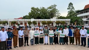 Read more about the article Wakil Bupati Husni Thamrin Hadiri Upacara Hari Santri di Ponpes Hidayatul Ma’arifiyah Pangkalan Kerinci