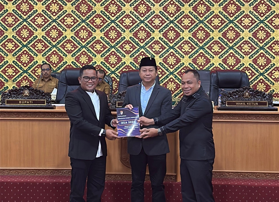 You are currently viewing Bupati Pelalawan H. Zukri Hadiri Rapat Paripurna Penyampaian KUA–PPAS APBD 2026