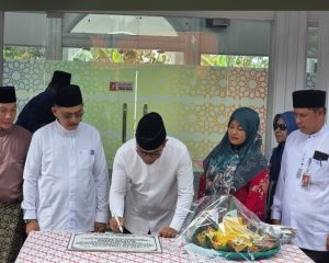 Read more about the article Bupati Pelalawan Resmikan Masjid Hasan Fatimah Ali Rozikin di Desa Terantang Manuk