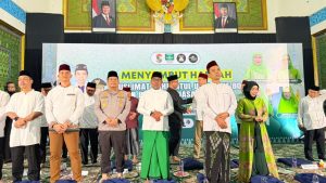 Read more about the article Bupati Zukri Hadiri Buka Puasa Bersama Muslimat NU dan UAS