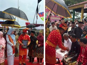 Read more about the article Bupati dan Wabup Hadiri Festival Togak Tonggol dan Mandi Balimau Kasai di Langgam