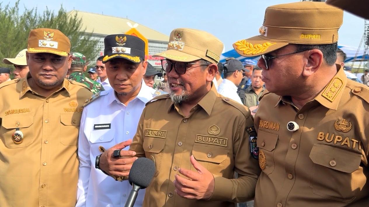 You are currently viewing Bupati Pelalawan Ikuti Apel Kesiapsiagaan Penanganan Karhutla Nasional 2026 di Pekanbaru