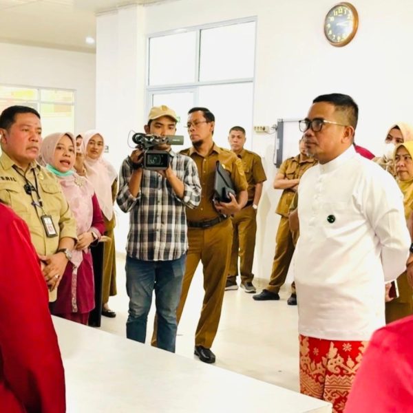 Bupati Pelalawan Sidak RSUD Selasih Tindaklanjuti Keluhan Pelayanan Pasien BPJS