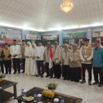 Wabup Husni Tamrin Lepas Keberangkatan 223 Jemaah Calon Haji Pelalawan di Batam