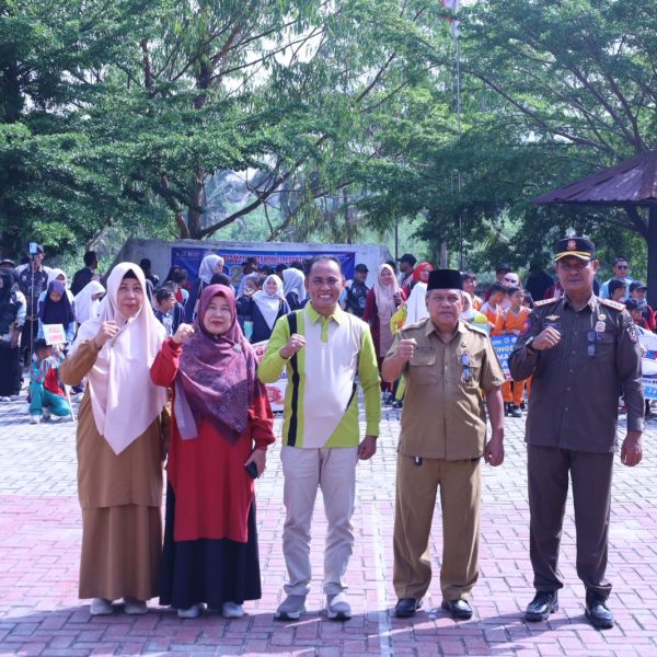 Plt. Asisten III Setda Pelalawan Buka O2SN SD Tingkat Kabupaten Pelalawan Tahun 2026