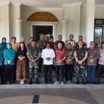 Bupati dan Wabup Sambut Kunjungan Danrem 031/Wira Bima di Rumah Dinas Bupati
