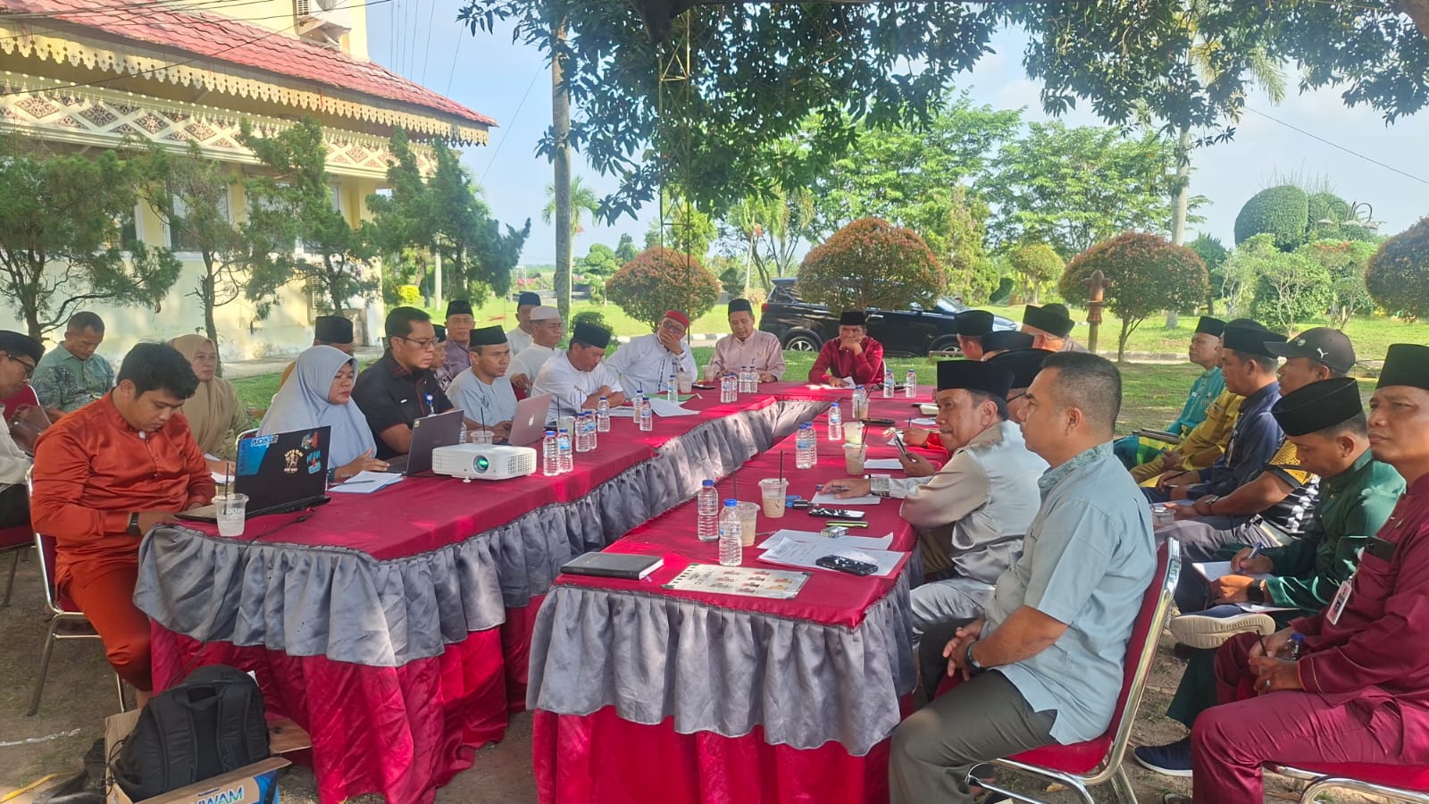 You are currently viewing Pimpim Rapat Peringatan Tahun Baru Islam, Bupati Tekanan Segala Persiapan Segera Dimatangkan