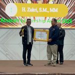 Bupati Zukri Raih Penghargaan Leadership Award 2026