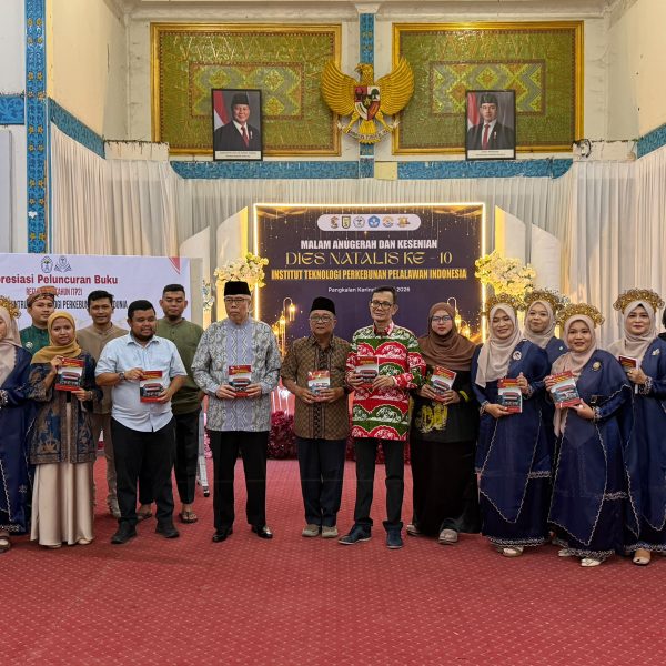 Asisten I Hadiri Malam Anugerah dan Kesenian Dies Natalis ke-10 ITP2I