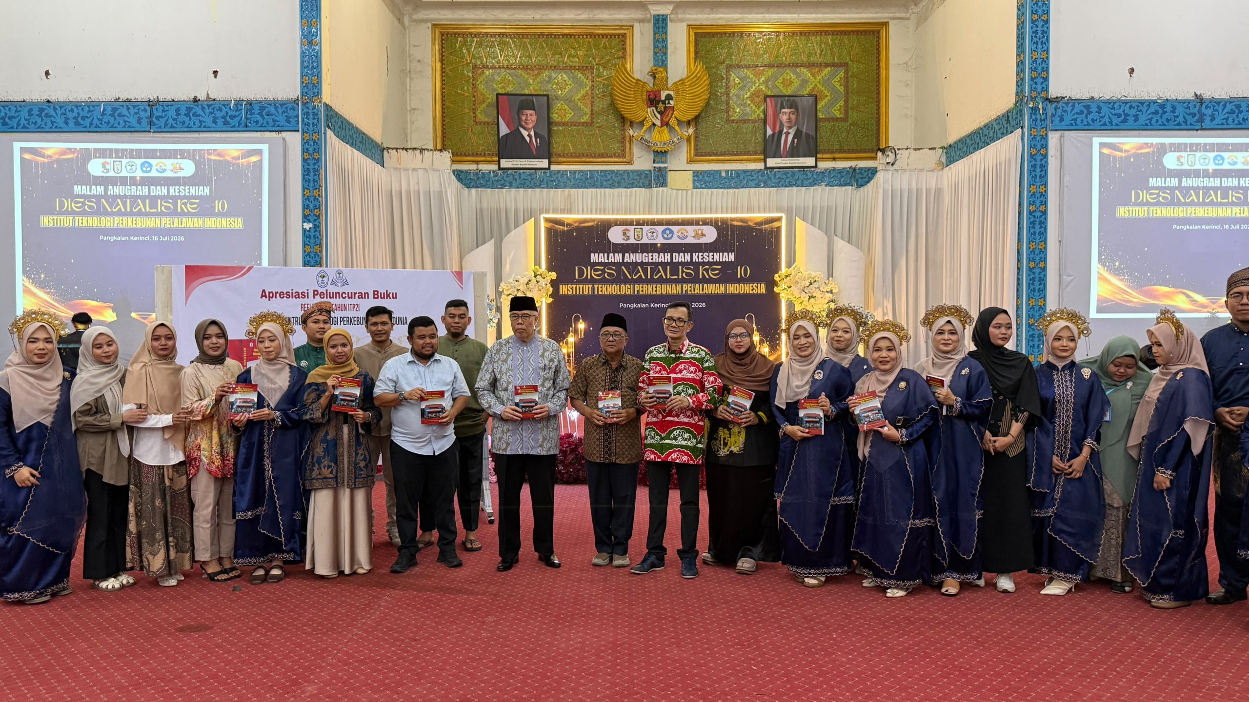 You are currently viewing Asisten I Hadiri Malam Anugerah dan Kesenian Dies Natalis ke-10 ITP2I
